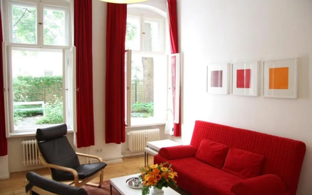 Nollendorf Apartments
