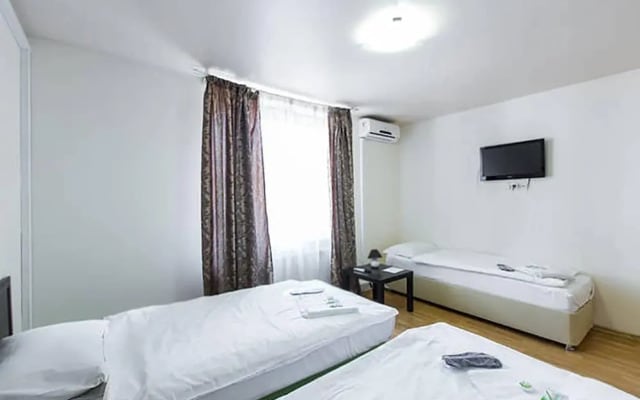 Dance Hotel