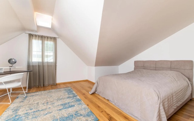 Lossi Old Town Apartment
