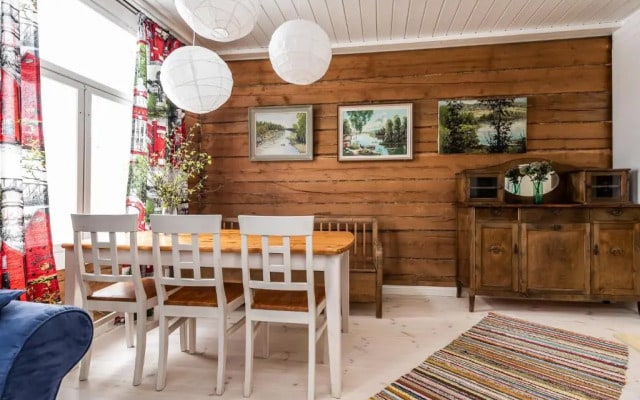 Pikisaari Guesthouse