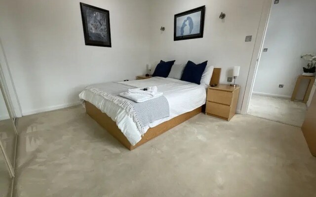Earle House Serviced Apartments