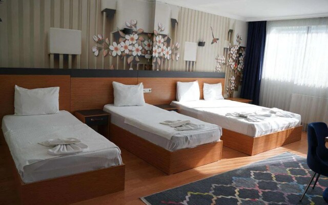 Heraldic Room Hotel
