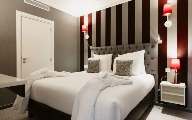 Hotel Dali Val d'Europe, Tapestry Collection by Hilton