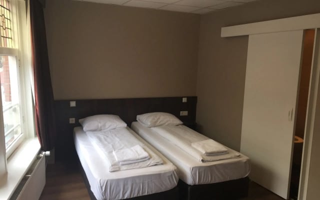 Hotel Damrak Inn