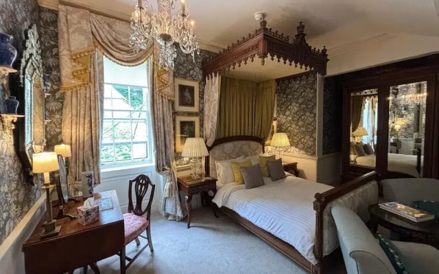 Park Hall Manor