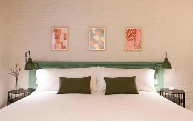 Aspasios Gracia Apartments