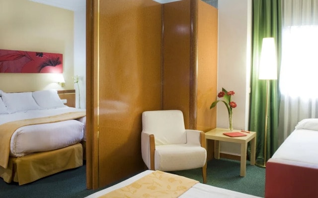 Acacia Suite