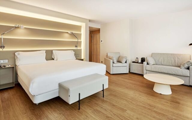 NH Sants Barcelona