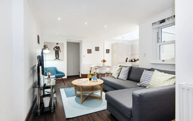 The Holland Road Residence
