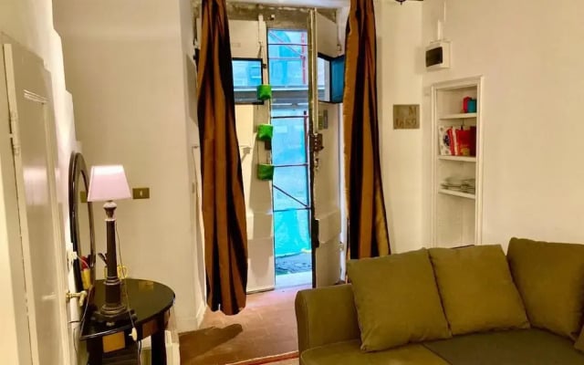 Palazzo Massimo Enchanting Apartment