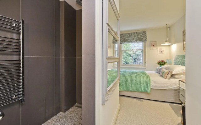 Charming 1 Bed Flat Chelsea