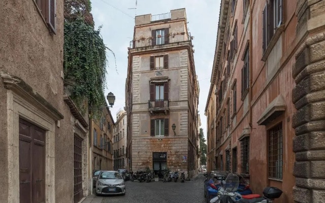 CS Piazza Venezia Apartment