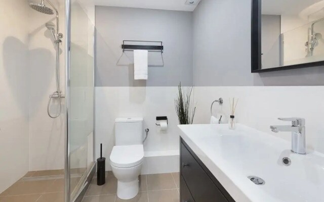 Cosy & Modern 4bdr in Central Eixample