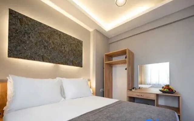 Takism Square - Studio 302