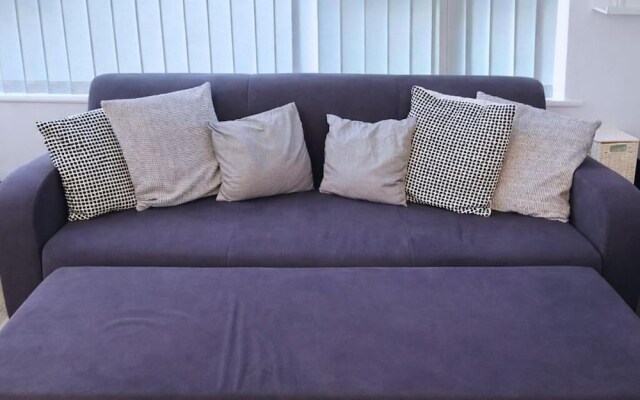 Stylish City Escape near Cavern Quarter