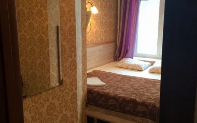 Suharevka B & B Hostel