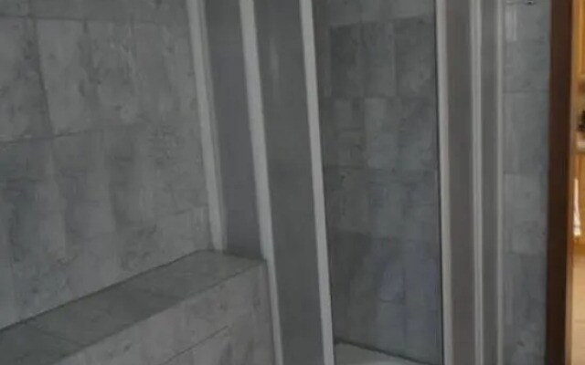 Schmidt Apartment