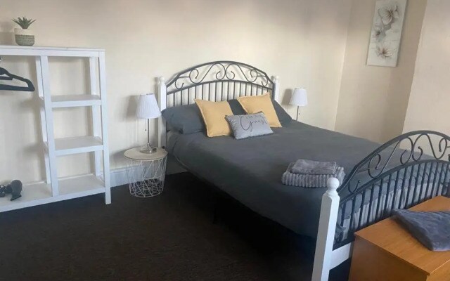 Flat 1. Cleethorpes apts