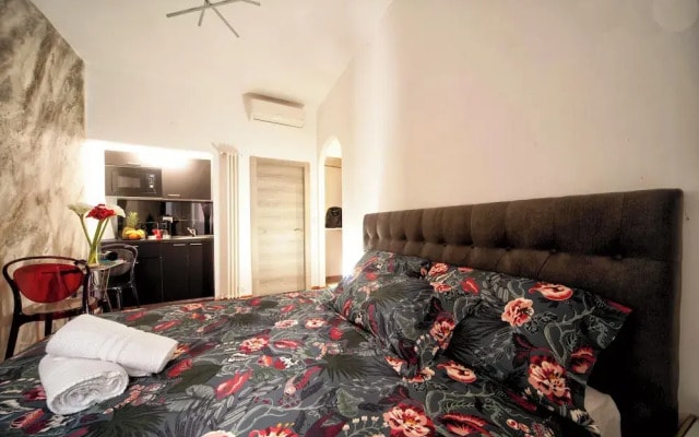 Farnese Jacuzzi Apartment