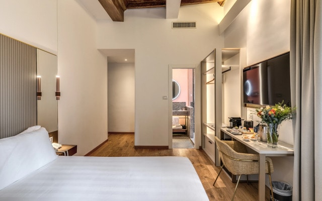 Relais Trevi 95 Boutique Hotel