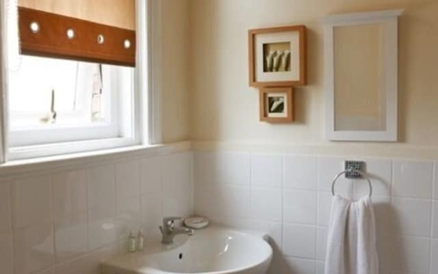 The Broadfield Hotel