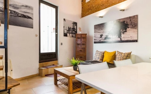 Beach Style Loft, 5 Min From the Beach