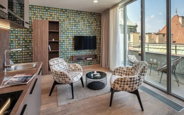 VN17 Rooftop Suites by Adrez Living