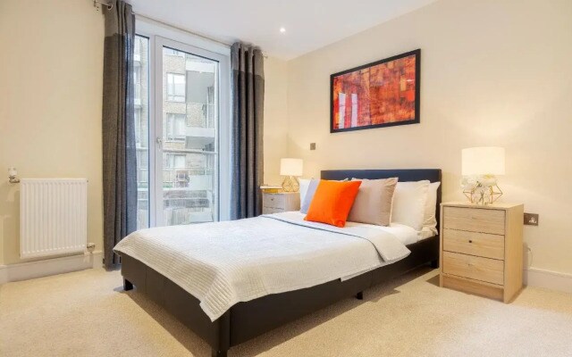 Canary Gateway Apartments