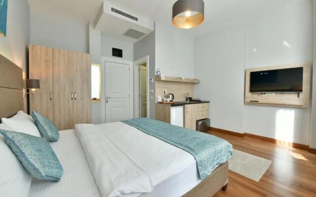 Andi Hotel
