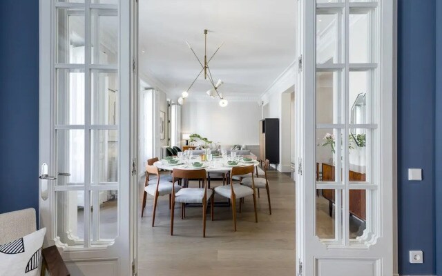 Justicia Apartment II