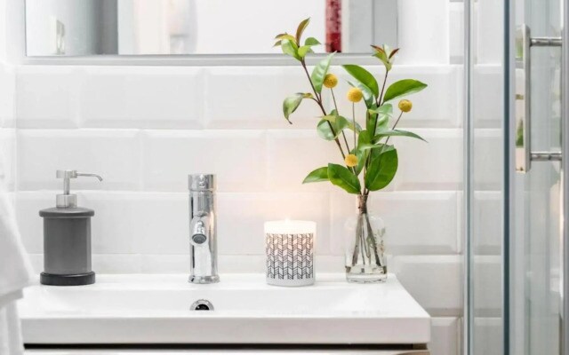 Agradable apartamento Arturo Soria D1