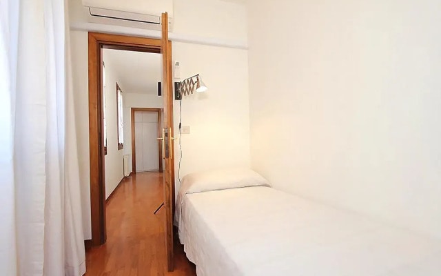 City Apartments - Lara