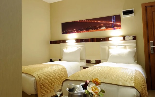 The City Port Hotel