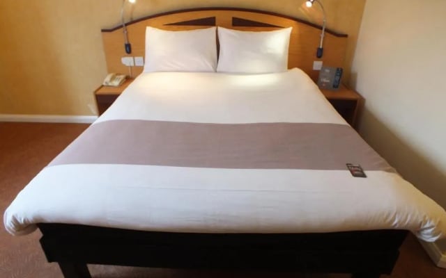 Garner Hotel Rotherham East by IHG