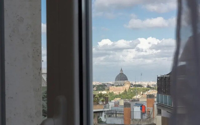 Rental in Rome Saint Peter View Penthouse