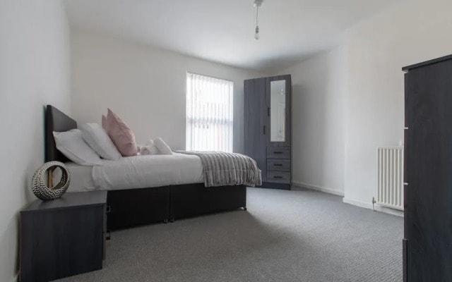Lux Apartments 3 Bedroom House - Gorst
