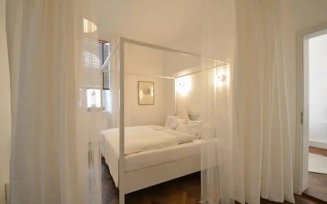 Asante-Design-Apartment