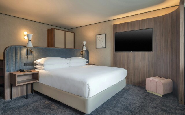 Hilton Paris La Defense Hotel