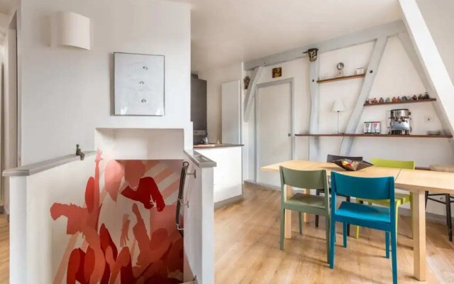 Sumptuous Apartment in the Heart of Paris !