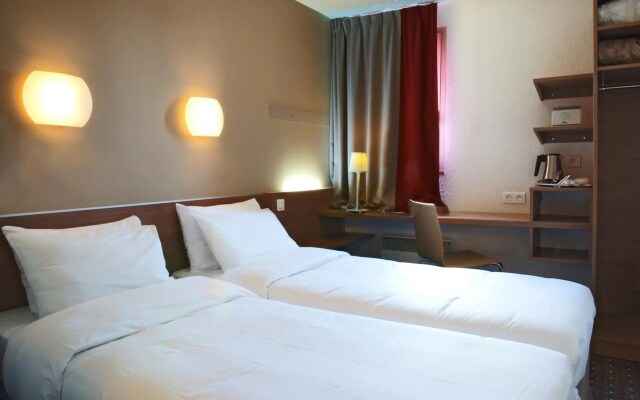 Hotel Kyriad Le Bourget Centre-Parc des Expositions