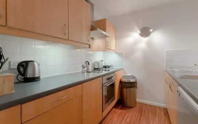 59 Chicksand Apartment