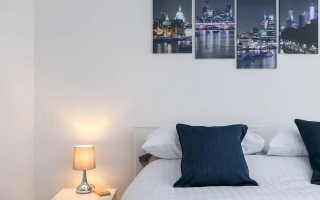 Luxury Croydon Apartment