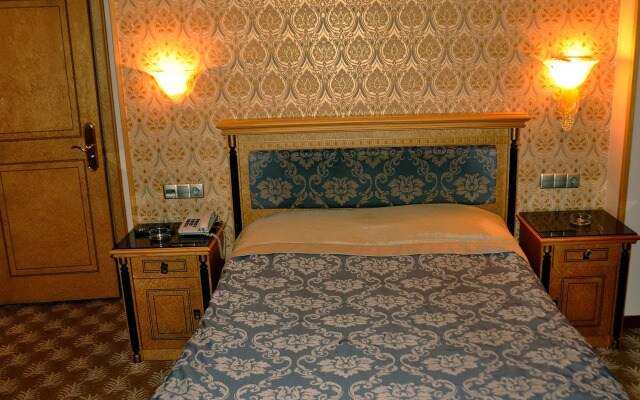 Grand Hisar Hotel