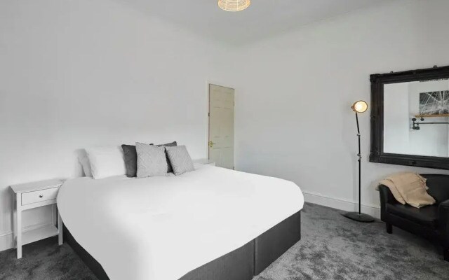 Host Stay Church Street