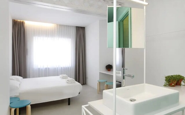 1416 - The Green Blooming Apartment