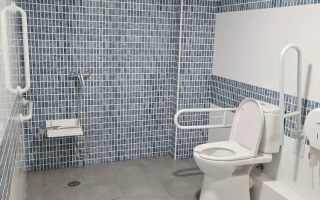 M-A Rooms Mate