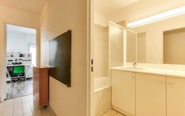 Bright 3BR Duplex Near Nation