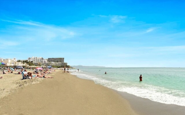 Zenbeach 2A playa Carihuela