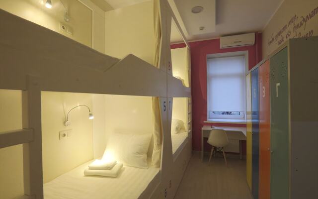 Hostel60