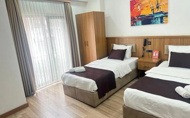 Hotel La SERA